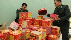 Bắt 2 đối tượng vận chuyển gần 15 kg pháo đi tiêu thụ