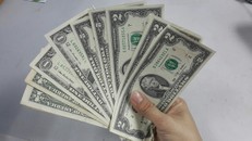 Cẩn trọng mua bán tiền USD lì xì