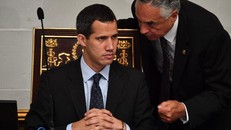 Toà án tối cao Venezuela ban lệnh cấm Juan Guaido rời khỏi đất nước