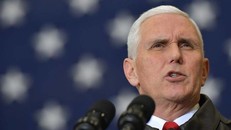 Mỹ cáo buộc châu Âu làm suy yếu lệnh trừng phạt Iran