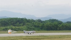 Tiêm kích bom Su-22M4 của Trung đoàn 921