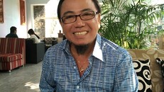 Nóng: Bắt danh hài Hồng Tơ để điều tra hành vi đánh bạc