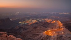 Trải nghiệm trên những cung đường đẹp nhất thế giới