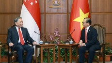 Tổng Bí thư Tô Lâm gặp Chủ tịch Quốc hội Singapore Seah Kian Peng.