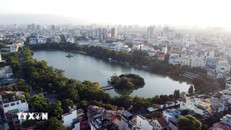 Hồ Hoàn Kiếm ngày nay. Ảnh: TTXVN.