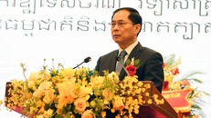 Phó Thủ tướng Bùi Thanh Sơn phát biểu tại lễ kỷ niệm. Ảnh: VGP/Hải Minh