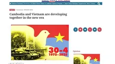 Một bài viết về Việt Nam của Campuchia. Ảnh: TTXVN phát.