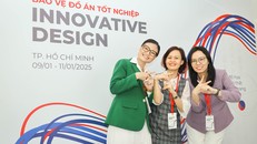 Cô Minh (bên phải ngoài cùng) và các cộng sự tại Khoa Thiết kế.