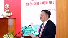 Ông Nguyễn Trọng Nghĩa, Ủy viên Bộ Chính trị, Bí thư Trung ương Đảng, Trưởng Ban Tuyên giáo và Dân vận Trung ương phát biểu chỉ đạo hội nghị. Ảnh: Phương Hoa/TTXVN