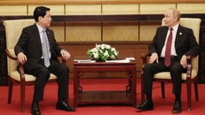 Chủ tịch nước Lương Cường hội kiến Tổng thống Nga Vladimir Putin