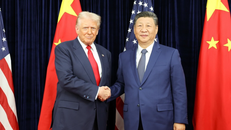 Tổng thống Mỹ Donald Trump và Chủ tịch Trung Quốc Tập Cận Bình tại cuộc gặp ở Busan, Hàn Quốc, ngày 30/10/2025.