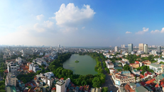 Hồ Hoàn Kiếm - "lá phổi xanh" giữa lòng Thủ đô Hà Nội. 