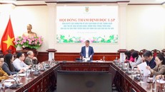 Thứ trưởng Bộ Tư pháp Nguyễn Thanh Tú chủ trì Hội đồng thẩm định.