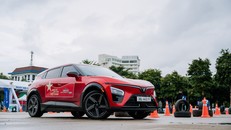 Chỉ từ hơn 700 triệu đồng sở hữu SUV điện mạnh, sành điệu, công nghệ nhất phân khúc C-SUV cho gia đình đi Tết