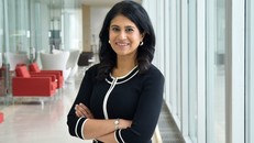 TS. Jayshree Seth vừa được bầu làm Viện sĩ Viện Hàn lâm Kỹ thuật Quốc gia Hoa Kỳ (NAE), một trong những vinh dự cao nhất trong lĩnh vực kỹ thuật. Ảnh: IF/THEN