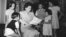 Nam Phương Hoàng hậu và 5 người con. (Ảnh tư liệu)