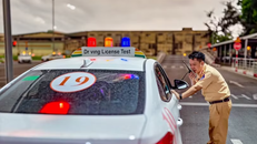 Quy trình sát hạch luôn có lực lượng Cảnh sát giao thông giám sát và được giám sát bằng camera, hạn chế tiêu cực.