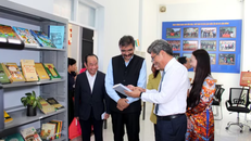 Các đại biểu tham gia Không gian văn hóa Ấn Độ.