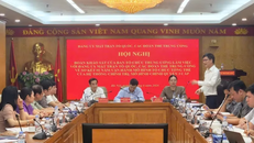 Quang cảnh buổi làm việc