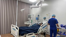 Nạn nhân vụ tai nạn được chăm sóc, điều trị tại bệnh viện trên đảo Phú Quốc. 