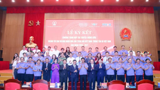 Lãnh đạo Viện Kiểm sát Nhân dân Tối cao, Thông tấn xã Việt Nam, Đài Truyền hình Việt Nam, Báo Nhân Dân, Đài Tiếng nói Việt Nam cùng các đại biểu.
