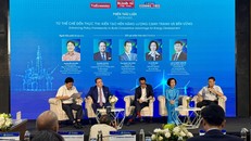 Quang cảnh diễn đàn