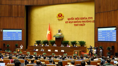 Chủ tịch Quốc hội Trần Thanh Mẫn ký chứng thực 9 nghị quyết Quốc hội khóa XVI