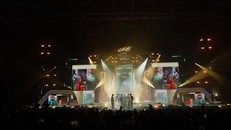 “Cảm ơn người đã thức cùng tôi” khép lại hành trình của Trạm Yêu Concert 5 - Ga chờ cảm xúc
