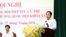 Ủy viên Bộ Chính trị, Bí thư Thành ủy, Trưởng Đoàn đại biểu Quốc hội thành phố Hà Nội Trần Đức Thắng phát biểu tại Hội nghị tiếp xúc cử tri. 