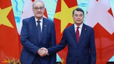 Thủ tướng Lê Minh Hưng hội kiến Tổng thống Thụy Sĩ