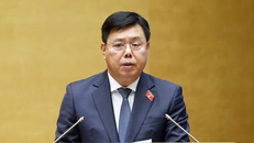 Bộ trưởng Bộ Nội vụ Nguyễn Tiến Hải phát biểu giải trình, làm rõ một số vấn đề đại biểu Quốc hội nêu.