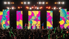 Đêm diễn thu hút gần 10.000 khán giả