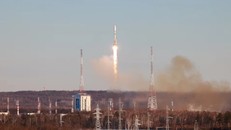 Iran phóng vệ tinh tự chế tạo vào quỹ đạo. Ảnh: Reuters