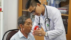 Gian nan cai nghiện thuốc lá. Ảnh: TTXVN