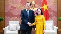 Phó Chủ tịch Quốc hội Nguyễn Thị Thanh tiếp Đoàn công tác Khu tự trị Duy Ngô Nhĩ Tân Cương (Trung Quốc). Ảnh: Cổng Thông tin Điện tử Quốc hội