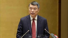 Đồng chí Lê Minh Hưng, Ủy viên Bộ Chính trị, Bí thư Trung ương Đảng, Trưởng Ban Tổ chức Trung ương trình bày các nội dung chính, trọng tâm việc triển khai tổng kết Nghị quyết số 18-NQ/TW ngày 25/10/2017 của BCHTW Đảng khóa XII "Một số vấn đề về tiếp tục đổi mới, sắp xếp tổ chức bộ máy của hệ thống chính trị tinh gọn, hoạt động hiệu lực, hiệu quả". Ảnh: Phương Hoa/TTXVN