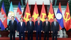 Cuộc gặp cấp cao giữa Bộ Chính trị Đảng Cộng sản Việt Nam và Ban Thường vụ Đảng Nhân dân Campuchia. Ảnh: Thống Nhất/TTXVN