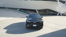 Giá mới, chính sách mới, VinFast VF 9 “giá trị đến từng xu”, đáng mua nhất phân khúc E-SUV