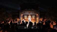 Lễ hội ánh sáng được tổ chức tại Thái Bình Lâu và vườn Thiệu Phương trong lòng Đại nội Huế. Ảnh: Minh Quyết/TTXVN