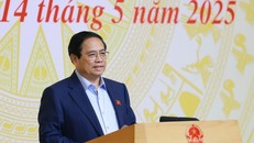 Thủ tướng Phạm Minh Chính chủ trì cuộc họp về công tác chống buôn lậu, gian lận thương mại, hàng giả. Ảnh: Dương Giang