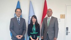 Đại sứ Đỗ Hùng Việt, ứng cử viên Việt Nam vào ITLOS và Đại sứ Iraq. Ảnh: Thanh Tuấn