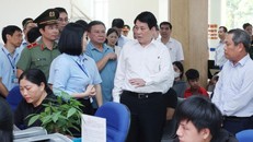 Chủ tịch nước Lương Cường kiểm tra việc vận hành chính quyền hai cấp tại Quảng Ninh. Ảnh: Lâm Khánh