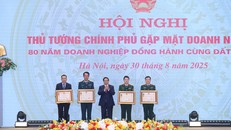 Tập đoàn Viettel vinh dự nhận Huân chương bảo vệ Tổ quốc. Ảnh: Nhật Bắc