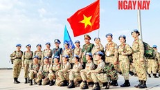 Các nữ thuộc biên chế BVDC cấp 2 số 3 chụp ảnh lưu niệm trước khi lên đường san Nam Sudan. Ảnh: Lê Xuân Thọ