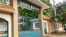 Trường THPT Long Khánh. 