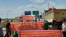 Công ty Đèo Cả bị đòi nợ trong ngày thông xe cao tốc Trung Lương - Mỹ Thuận.