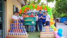 Hàng ngàn phụ huynh hạnh phúc nhận học bổng Nutifood GrowPLUS+ cho con