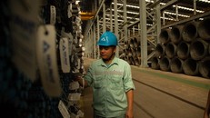 Sản lượng thép xây dựng Hòa Phát tháng 5 tăng 32% so với tháng trước