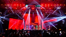 Ban lãnh đạo TopenLand ấn nút ra mắt nền tảng TopenLand.