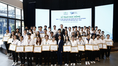 NovaGroup trao tặng suất học bổng đến sinh viên, học sinh vượt khó học tốt ĐHQG TP HCM